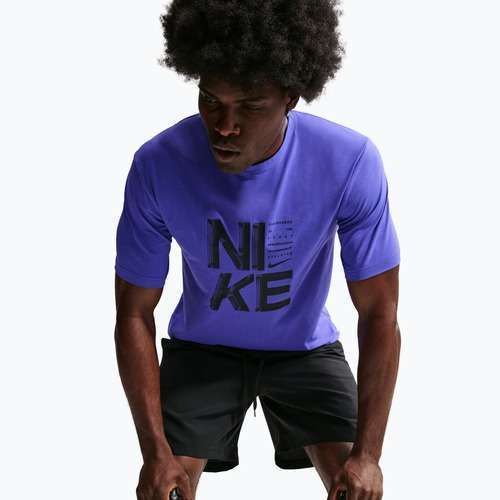 Men's training T-shirt Nike Hyverse Dri-Fit Persian violet/black