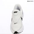 Women's running shoes Nike Revolution 8 EasyOn white/wolf grey/black 17