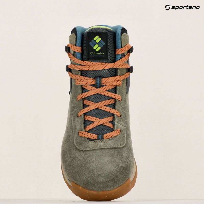 Columbia Newton Ridge BC stone green/ napa green men's trekking boots 13