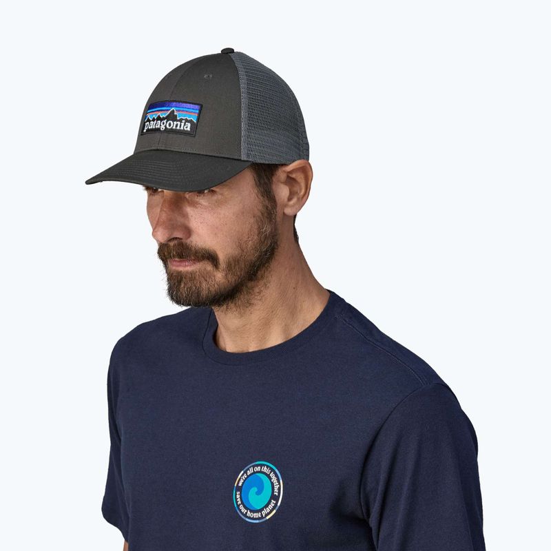 Patagonia P-6 Logo LoPro Trucker cap forge grey 3