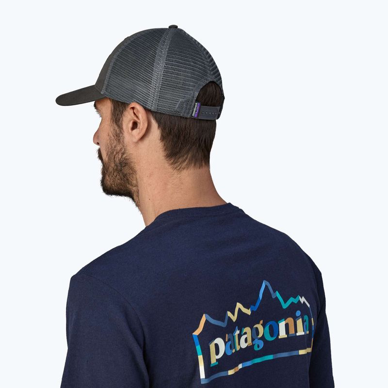 Patagonia P-6 Logo LoPro Trucker cap forge grey 4