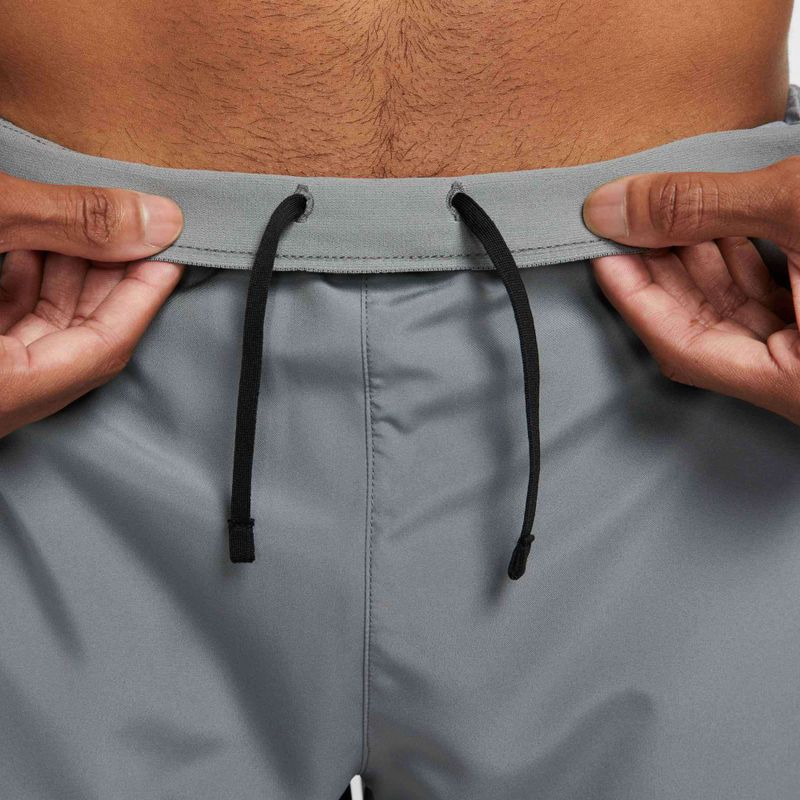 Men's Nike Dri-Fit Challenger 7" Brief-Lined shorts smoke grey/smoke grey/black 7