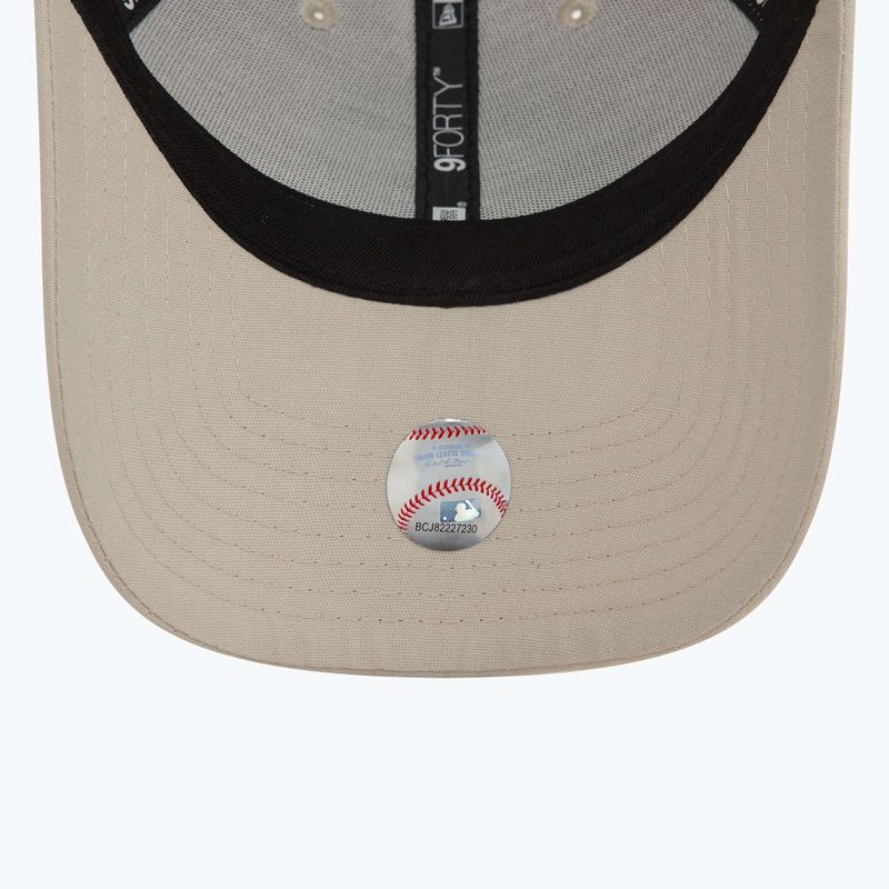 New Era Repreve Mini Logo 9FORTY New York Yankees baseball cap light beige 5