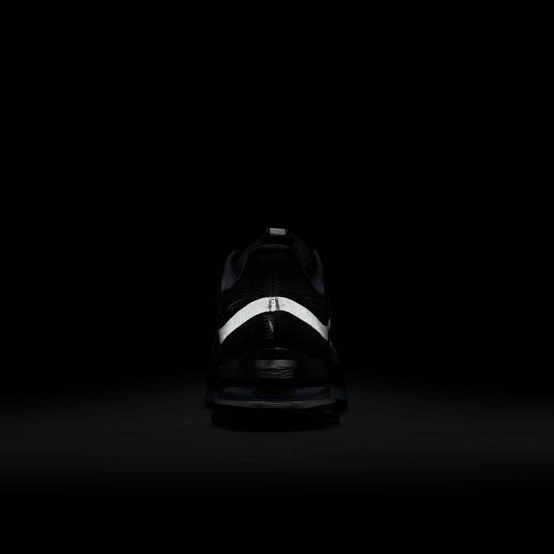 Women's running shoes Nike Pegasus Premium black/metallic silver/black 9
