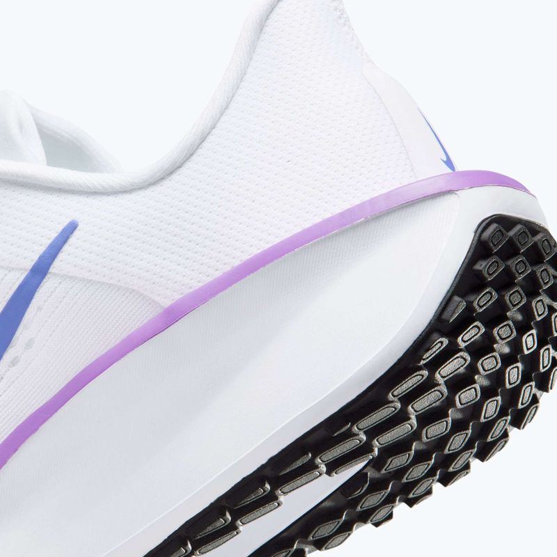 Women's running shoes Nike Quest 6 white/black/bright violet/sapphire 10
