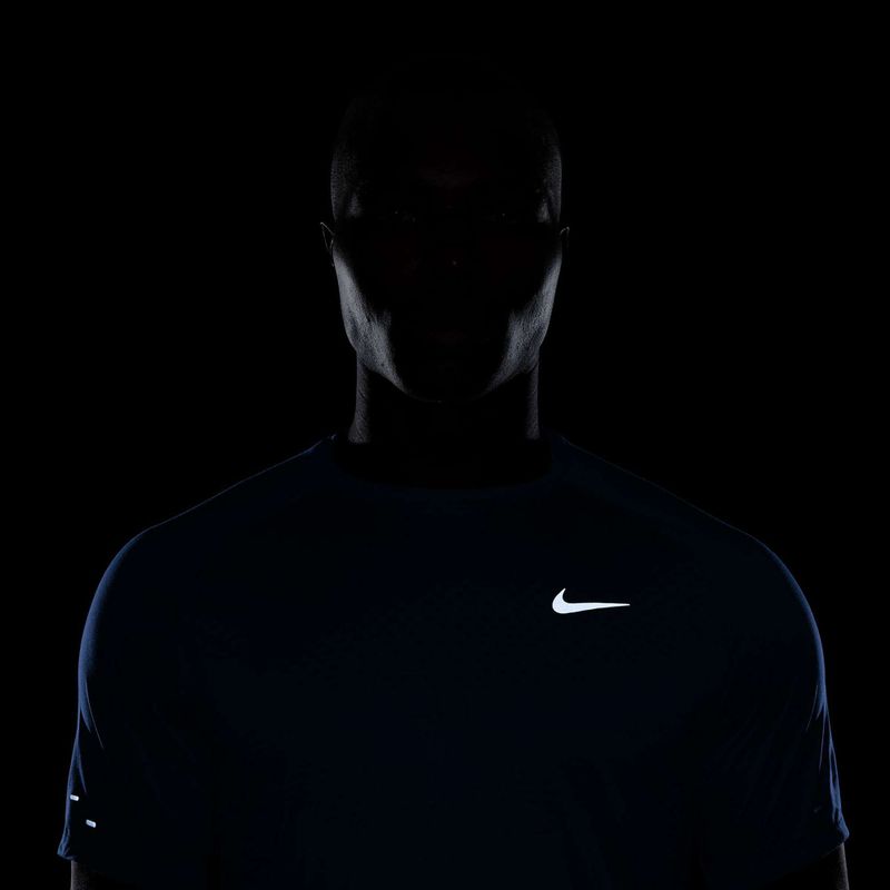 Men's running T-shirt Nike Stride ADV royal pulse 4