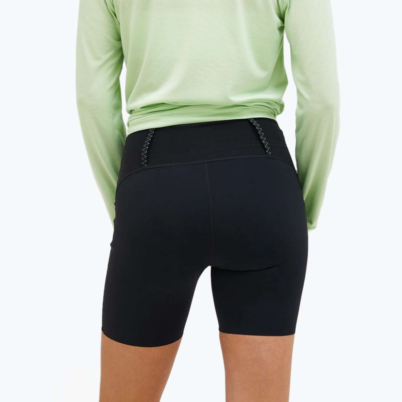 Women's Peak Performance Light Shorts black 2