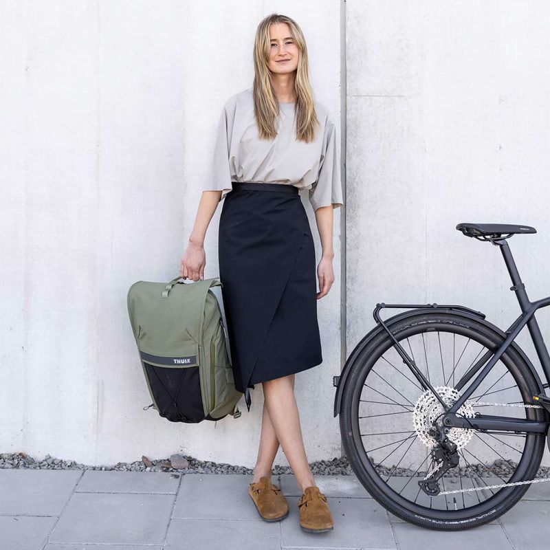 Thule Paramount 20 l soft green bicycle backpack 5