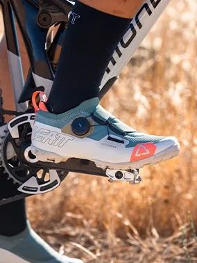 Cycling shoes